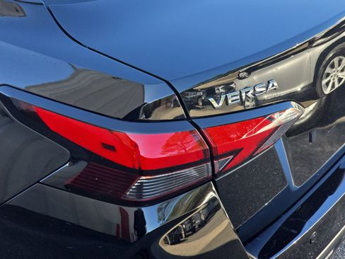 Used 2024 Nissan Versa S w/ S Plus Package image 39