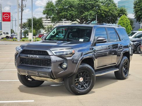 Used 2014 Toyota 4Runner SR5 Premium RWD image 33