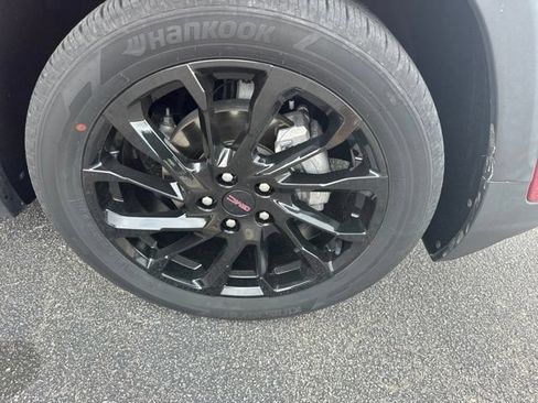 Used 2023 GMC Terrain SLE w/ Elevation Edition FWD image 5