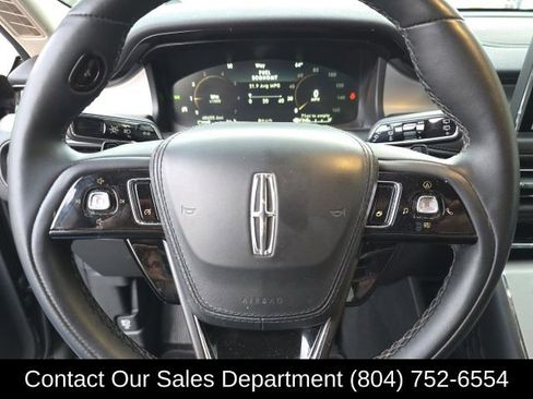 Used 2022 Lincoln Aviator AWD image 22