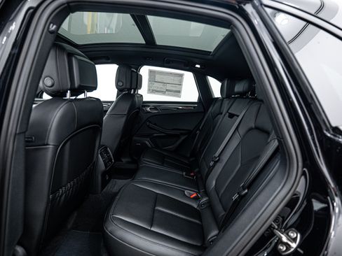 Certified 2026 Porsche Macan image 23