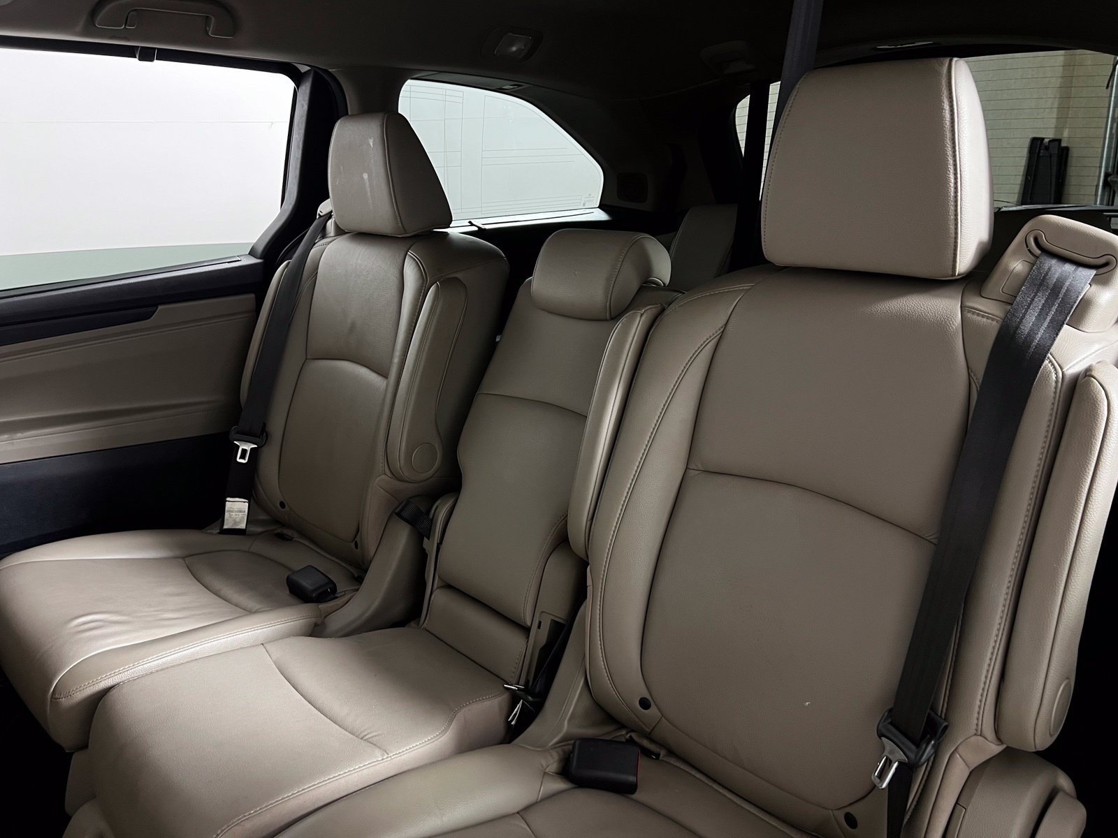 Used 2020 Honda Odyssey Elite image 25