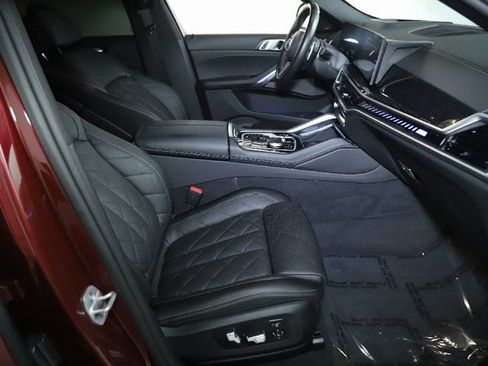 Used 2024 BMW X6 M60i w/ Dynamic Handling Package AWD/4WD image 35