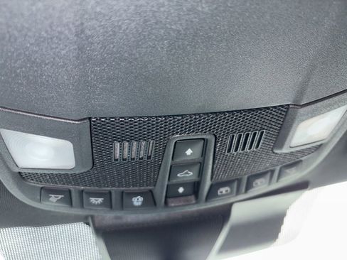 Used 2019 Ford F150 Platinum w/ Equipment Group 701A Luxury image 25