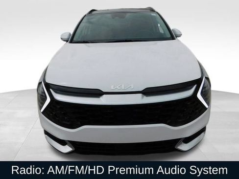 Used 2025 Kia Sportage SX image 2