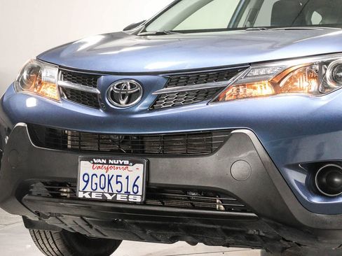 Used 2014 Toyota RAV4 LE FWD image 8
