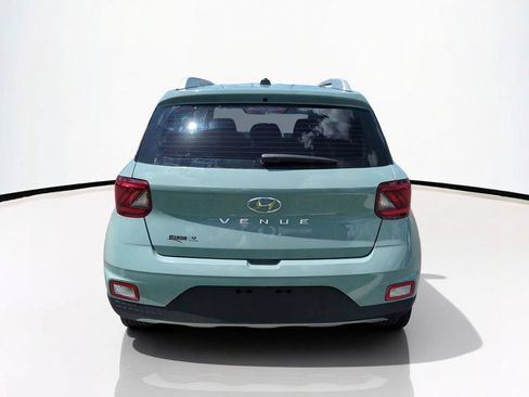 New 2026 Hyundai Venue SEL FWD image 6