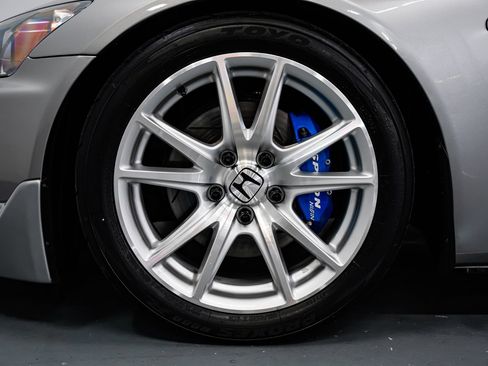 Used 2004 Honda S2000 image 41