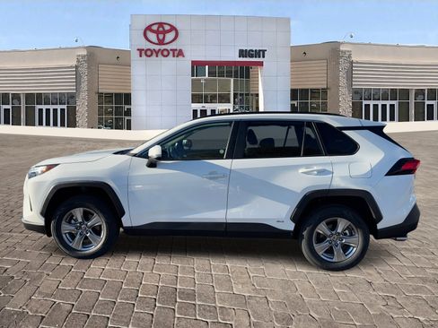 Certified 2025 Toyota RAV4 XLE image 4