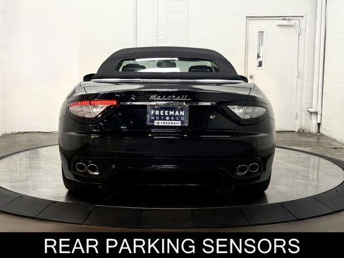 Used 2011 Maserati GranTurismo Convertible RWD image 7