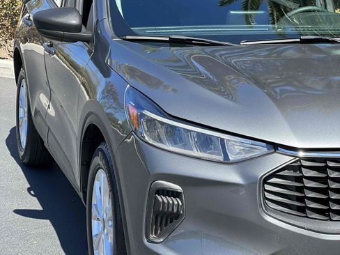 Used 2023 Ford Escape Active FWD image 49