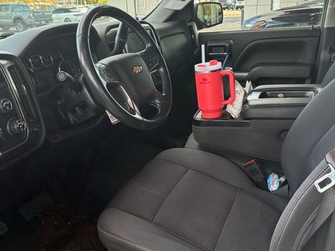 Used 2018 Chevrolet Silverado 1500 LT w/ All Star Edition AWD/4WD image 3