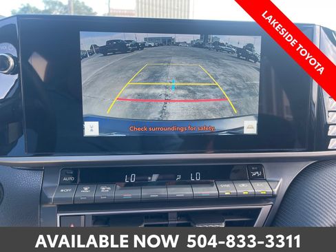 Used 2026 Toyota Camry SE w/ Multimedia Upgrade Package AWD/4WD image 32