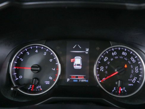 Used 2020 Toyota RAV4 LE FWD image 15