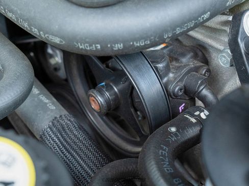Used 2008 Ford Mustang Shelby GT500 RWD image 26