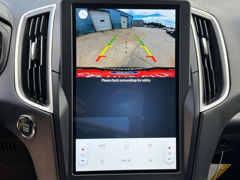 Used 2023 Ford Edge SE w/ Cargo Accessory Package AWD/4WD image 25