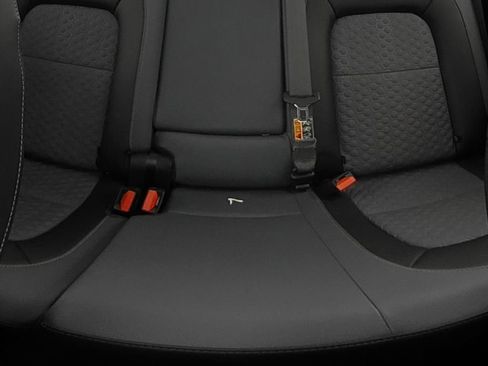 Used 2022 Chevrolet Colorado Z71 RWD image 13