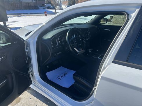 Used 2018 Dodge Charger SRT w/ Technology Group image 17