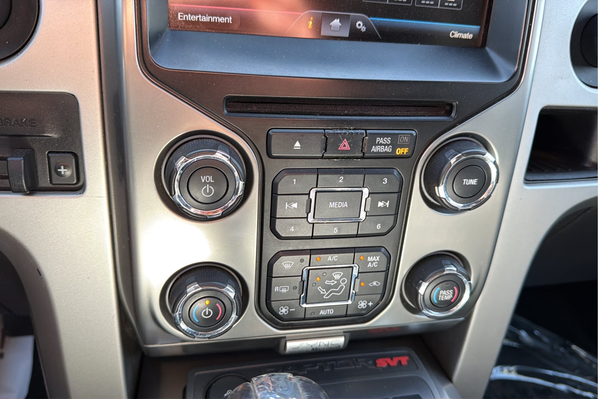 Used 2013 Ford F150 Raptor w/ Luxury Equipment Group AWD/4WD image 28