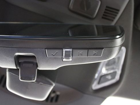 Used 2024 Chevrolet Corvette Stingray Coupe w/ Z51 Performance Package image 32