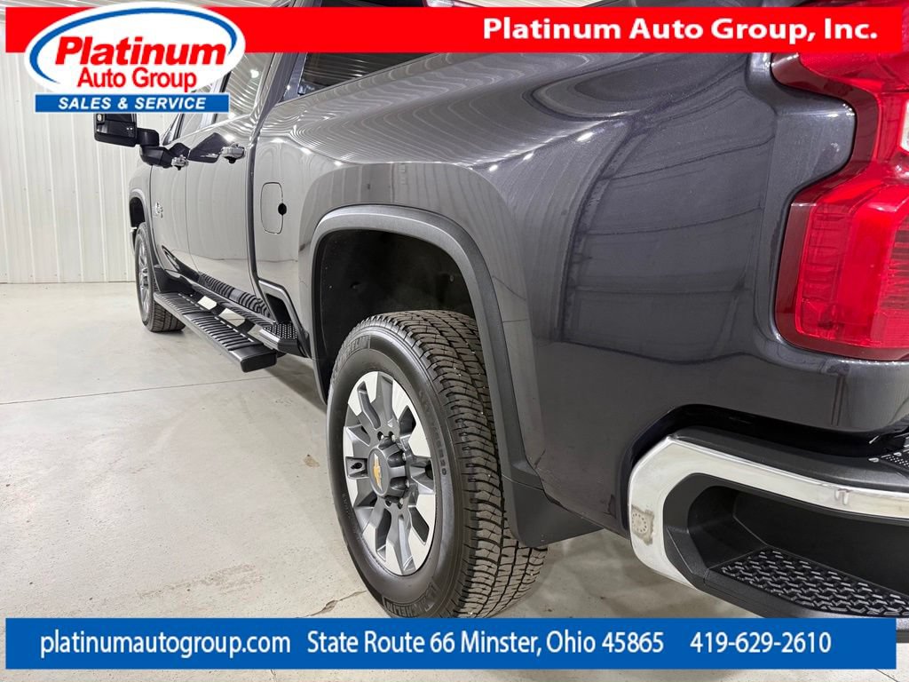 Used 2024 Chevrolet Silverado 2500 LT w/ Texas Edition AWD/4WD image 43