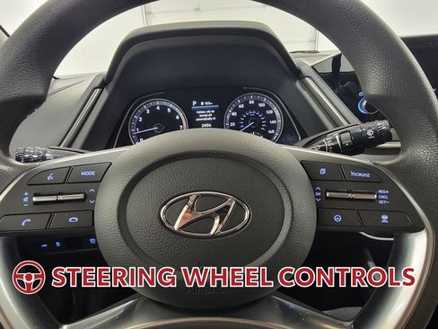 Used 2023 Hyundai Sonata SEL FWD image 17