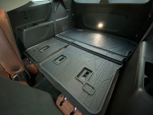 Used 2021 Chevrolet Traverse High Country w/ LPO, Floor Liner Package FWD image 16