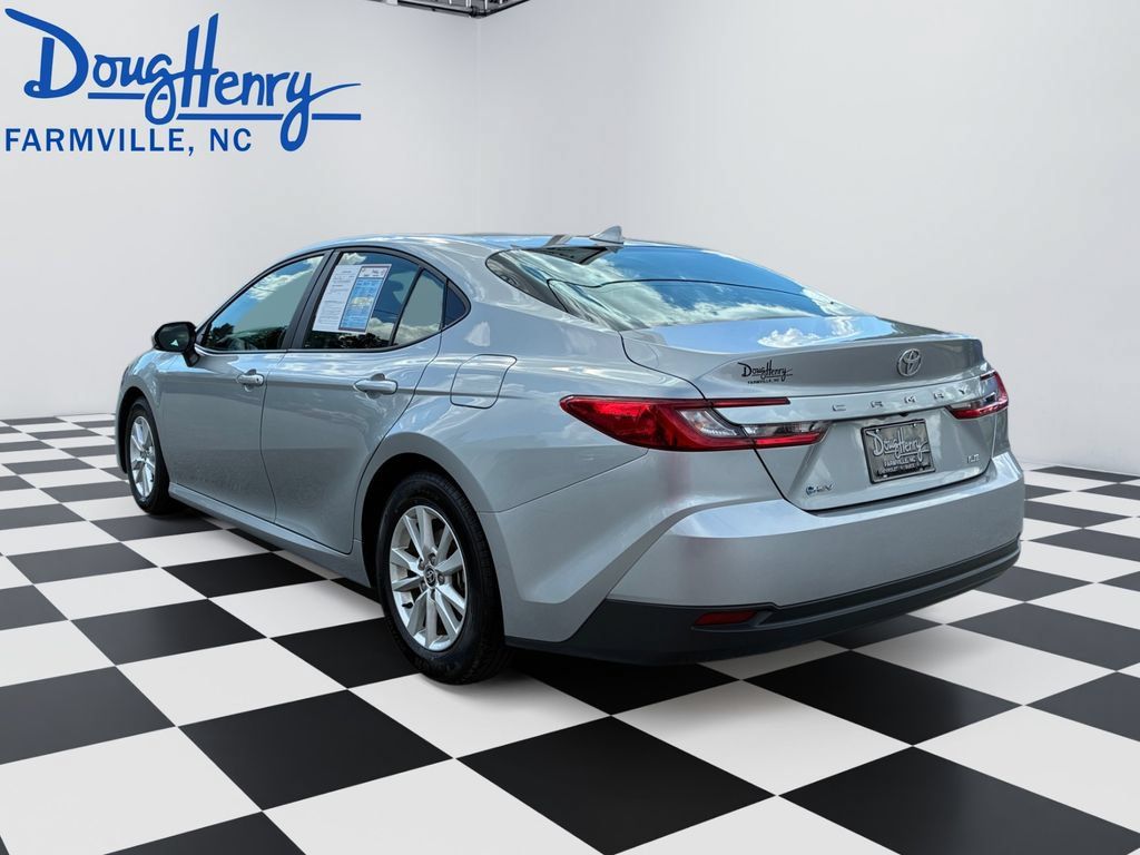 Used 2025 Toyota Camry LE FWD image 3