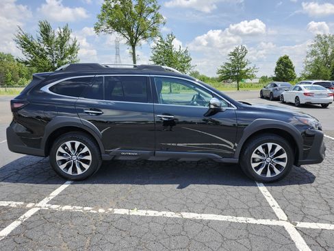 Used 2025 Subaru Outback Touring AWD/4WD image 19