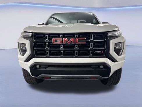 Used 2025 GMC Canyon AT4 w/ Nightfall Edition image 3