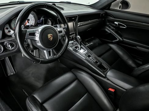 Used 2014 Porsche 911 4 Coupe image 20