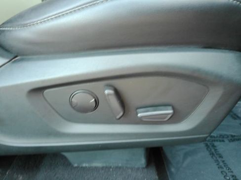 Used 2023 Ford Explorer XLT w/ Equipment Group 202A image 19