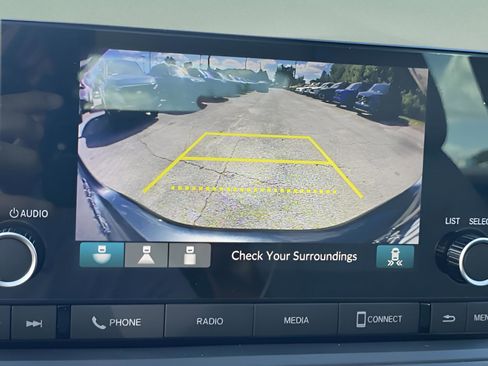 New 2025 Honda Accord SE image 11