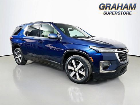 Used 2023 Chevrolet Traverse LT w/ LT Premium Package image 1