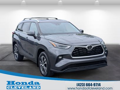 Used 2021 Toyota Highlander XLE