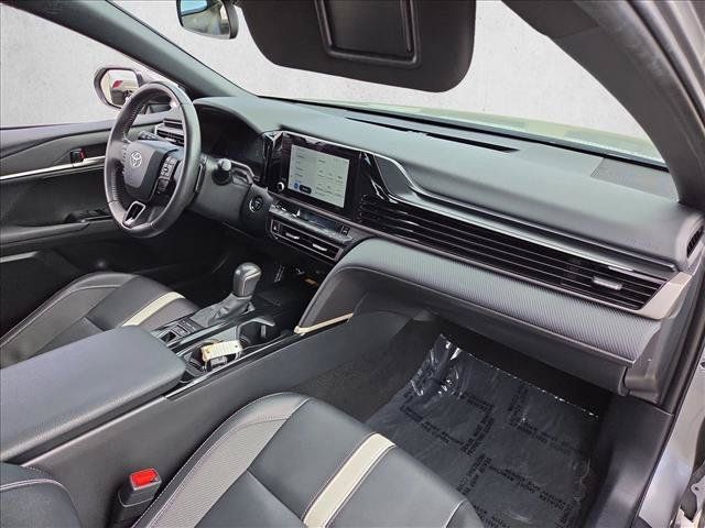 Used 2025 Toyota Camry SE FWD image 19