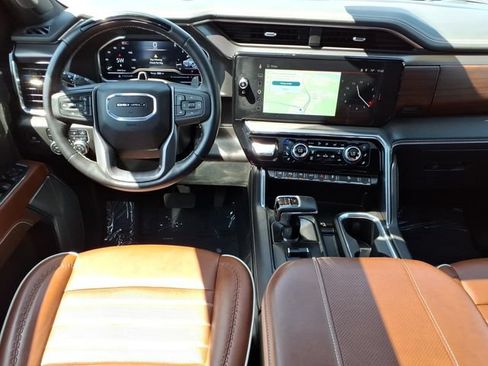 Used 2025 GMC Sierra 1500 Denali Ultimate AWD/4WD image 21