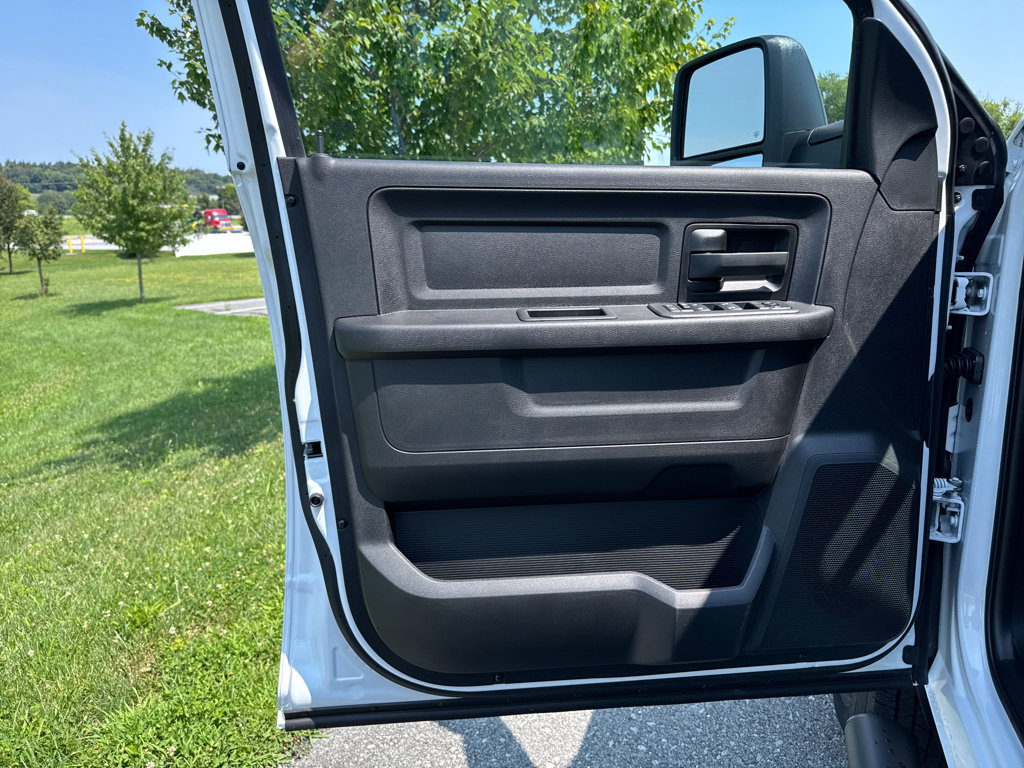 New 2026 RAM 3500 Tradesman AWD/4WD image 29