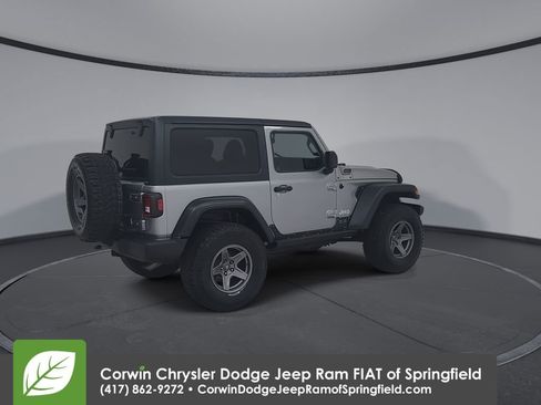 Used 2019 Jeep Wrangler Sport AWD/4WD image 14