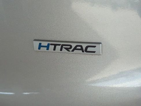 Used 2020 Hyundai Santa Fe SE image 28