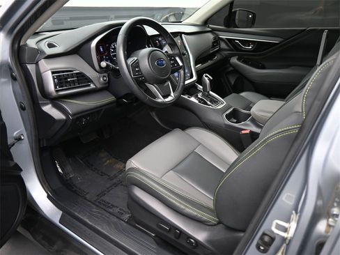 Used 2020 Subaru Outback Onyx Edition XT w/ Popular Package #2 image 2