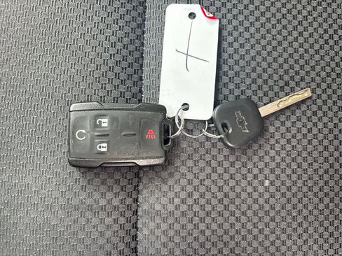 Used 2018 Chevrolet Silverado 1500 LT w/ All Star Edition image 33