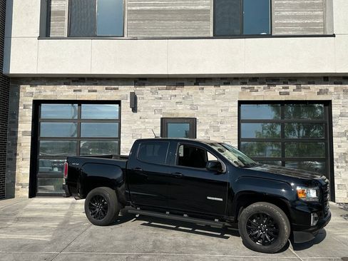 Used 2022 GMC Canyon Elevation w/ Trailering Package AWD/4WD image 1