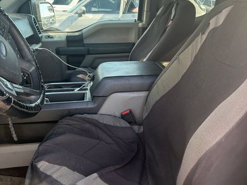 Used 2017 Ford F150 XL w/ Equipment Group 101A Mid AWD/4WD image 5