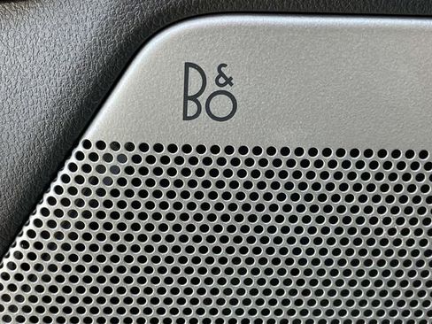 New 2026 Ford F250 Lariat w/ Black Appearance Package image 17