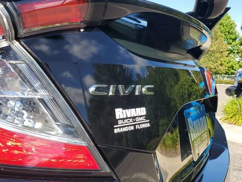 Used 2018 Honda Civic Type R image 7