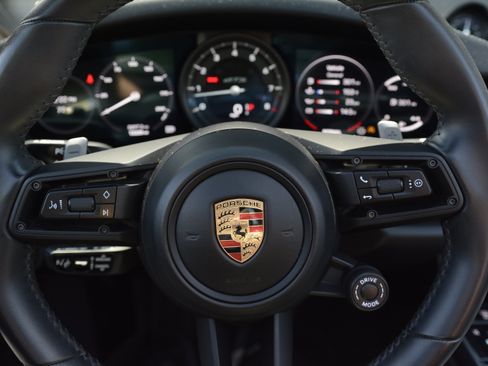 Certified 2022 Porsche 911 Targa 4 GTS AWD/4WD image 18