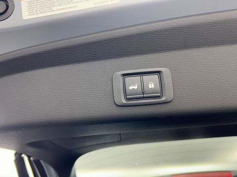 New 2026 Mitsubishi Outlander SE image 48