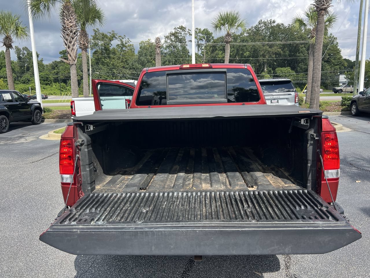 Used 2014 Nissan Titan SL w/ SL Heavy Metal Package AWD/4WD image 34