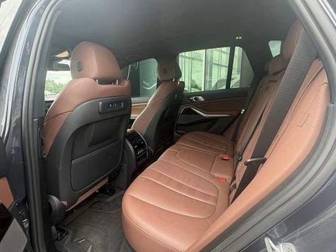 Used 2020 BMW X5 xDrive40i w/ Premium Package AWD/4WD image 9